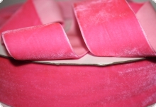 Лента бархатная 40мм кораллово-розовая 8049