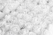 Розы из фоамирана с фатином 2см белые, 12шт