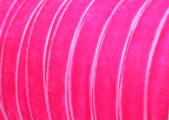 Лента бархатная 10мм ярко-розовая